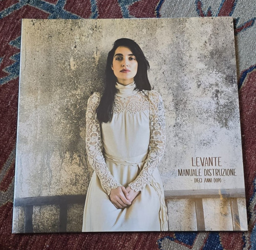 Levante manuale distruzione - levante,